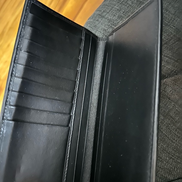 Ferragamo checkbook cover - Picture 2 of 4